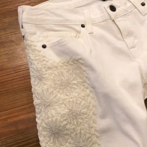 Lucky Brand Charlie Skinny